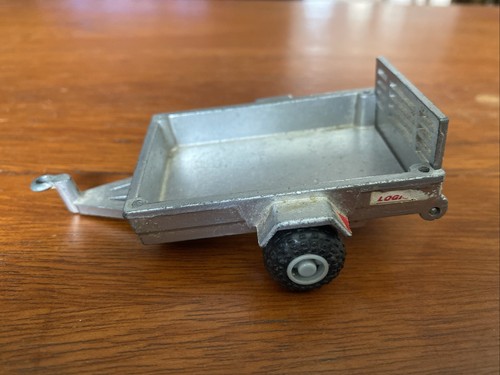 Britains farm toy - britains,